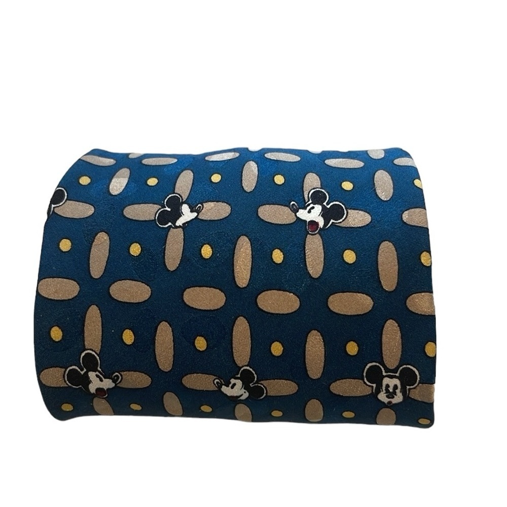 Men’s Disney Mickey Mouse silk tie. - Picture 7 of 10